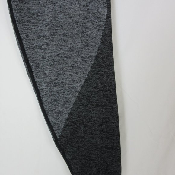 Pink Victorias Secret Leggings Gray and Black Heart on Bottom Size Large - Picture 3 of 7